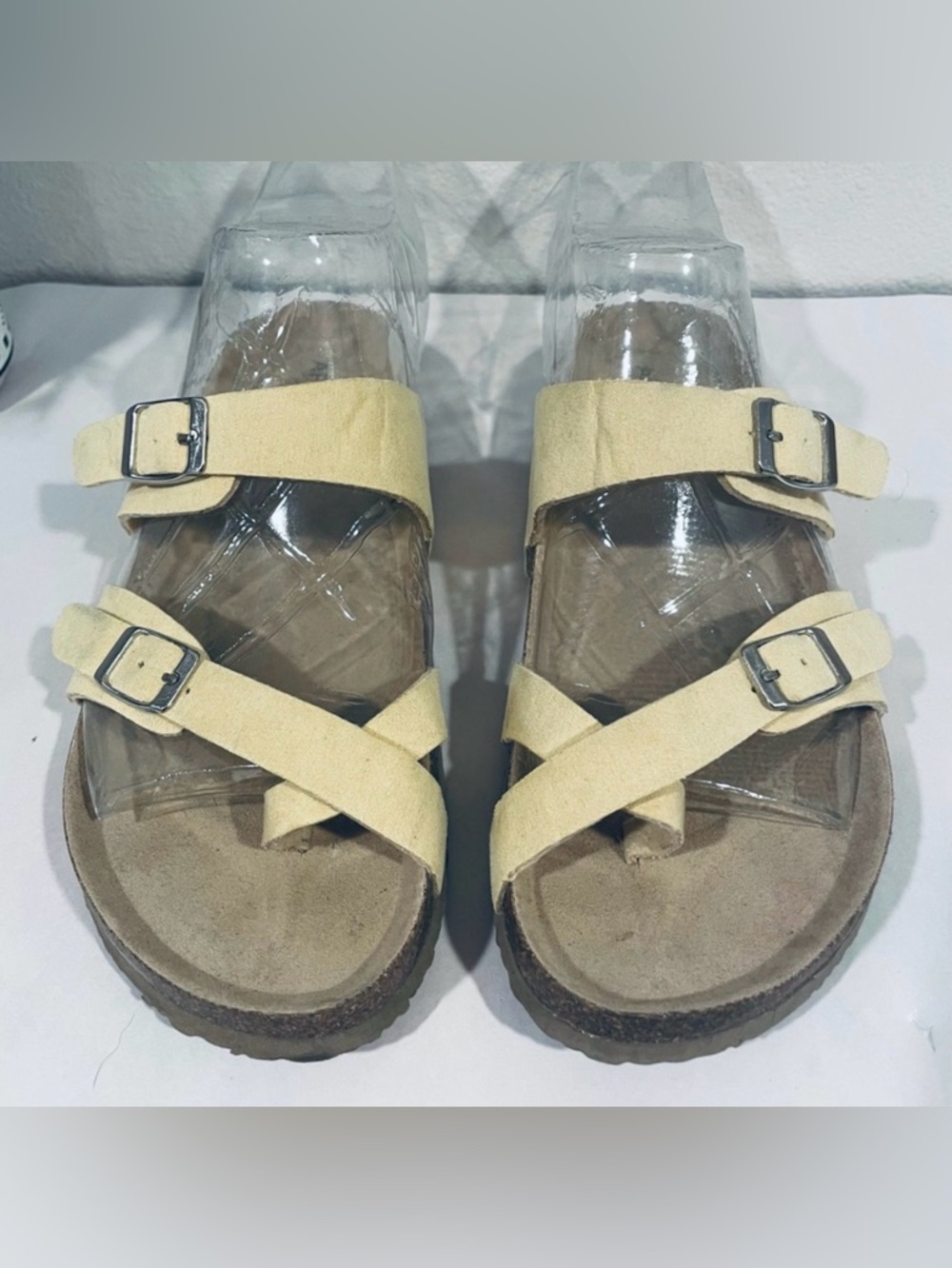 EUC Arizona “Fairhaven” Butter Yellow Vegan Leather Cork Sole Sandals | Sz 8